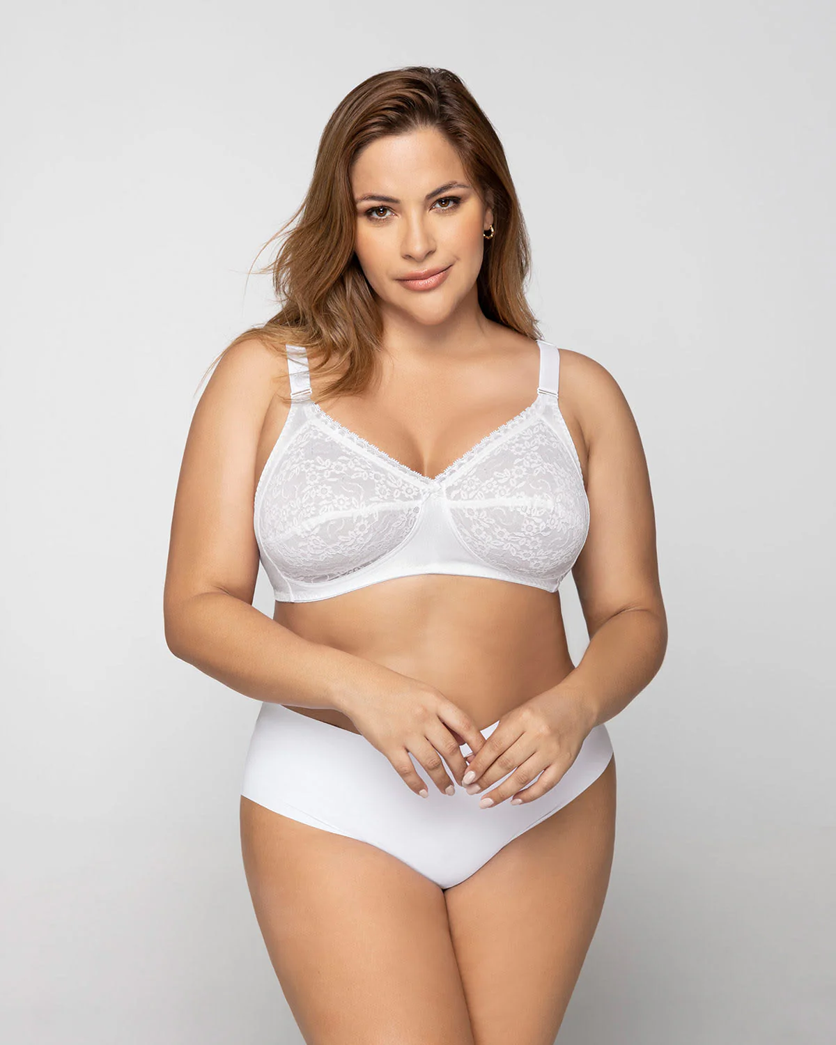 Brasier clásico sin arco con copas en encaje - Imagen 8