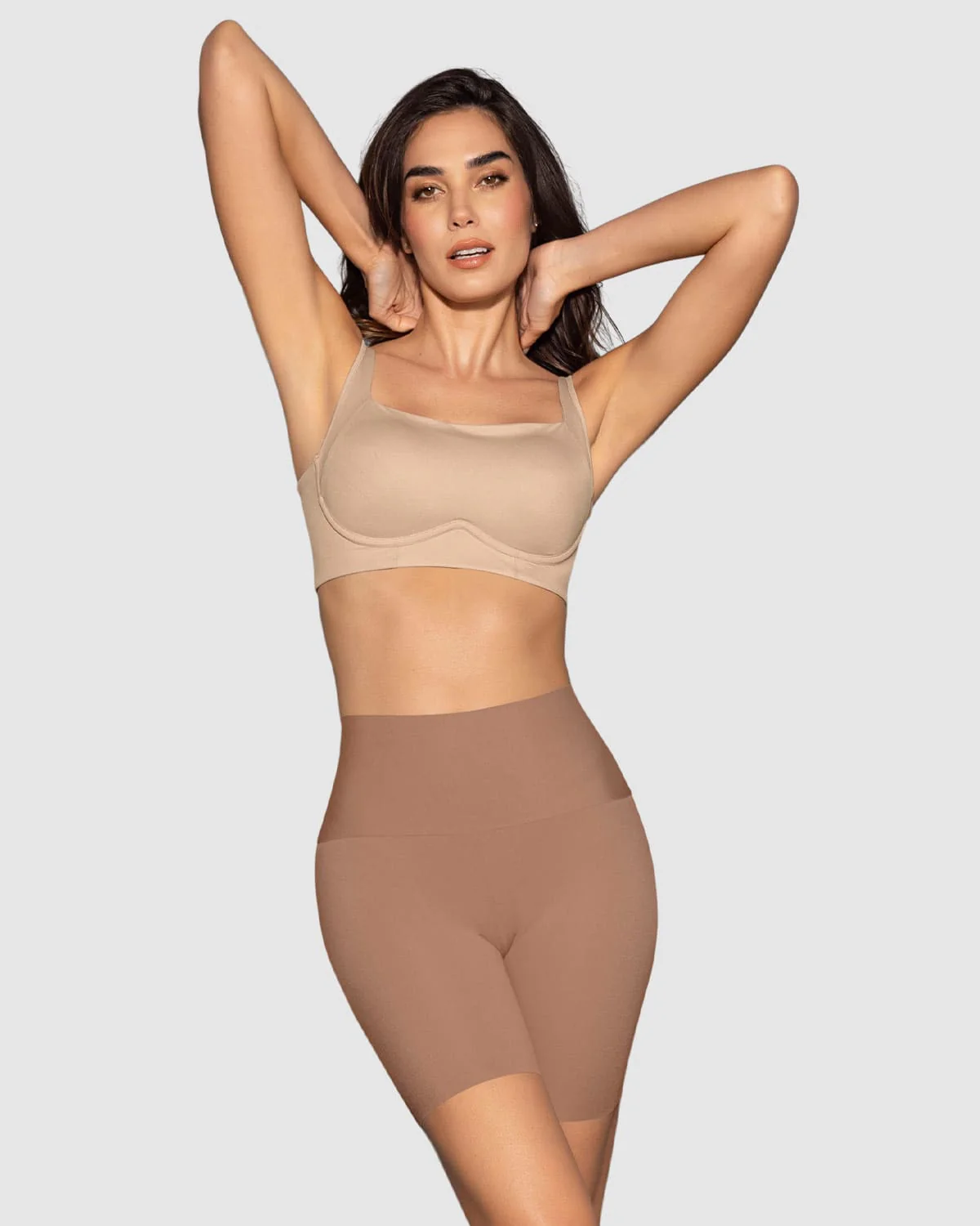 Short de control moderado aspecto invisible con faj贸n antideslizante