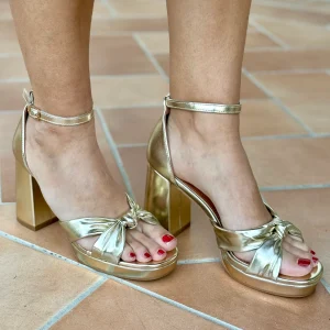 Sandalia Lina Dorado