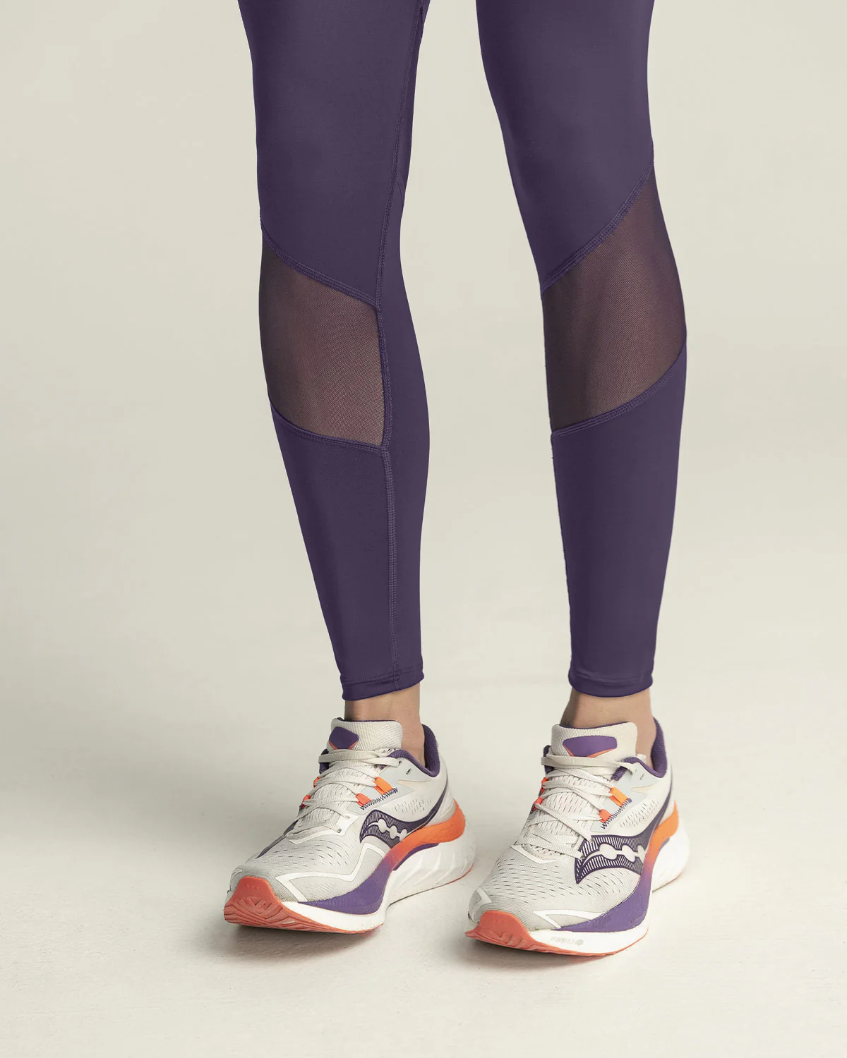 Legging de control con mallas transpirables en piernas - Imagen 4