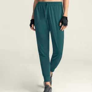 Jogger deportivo de silueta amplia con bolsillos