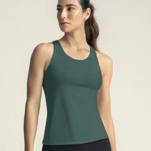 Camiseta deportiva con top interno de buen ajuste