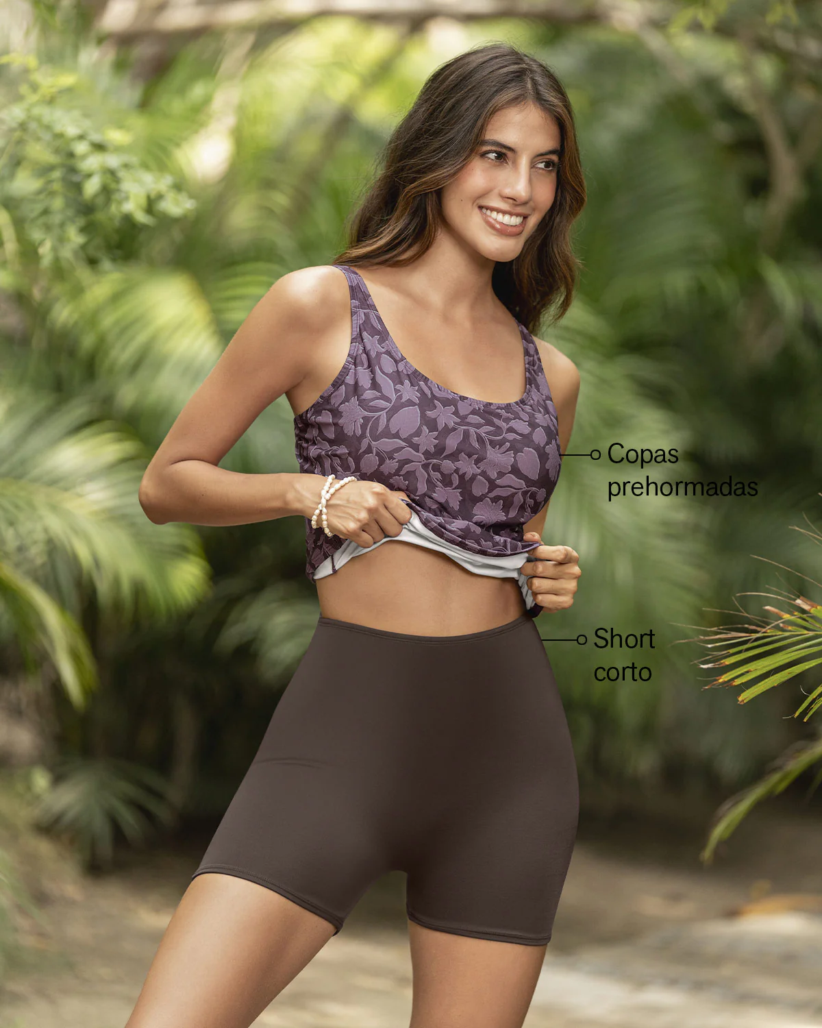 Traje de baño con camiseta y short elaborado con botellas PET - Imagen 3