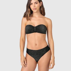Bikini en tela brillante strapless y calzón de laterales anchos