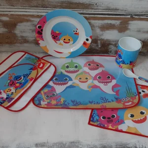 Set completo de jardín  6 piezas - Baby Shark