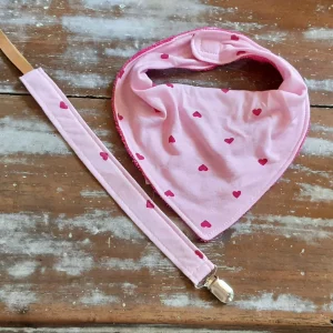 Set Babero Bandana ( algodón + towel ) y porta-chupetes