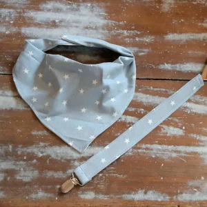 Set Babero Bandana ( algodón doble ) y porta-chupetes