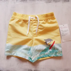 Malla Short de baño Protección UV  + 50  OLD NAVY Graphic Rashguard & Printed Swim Trunks Set