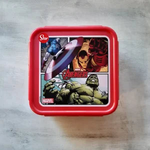 Tupper hermético para vianda Disney MARVEL 750 ML - ADVENGERS
