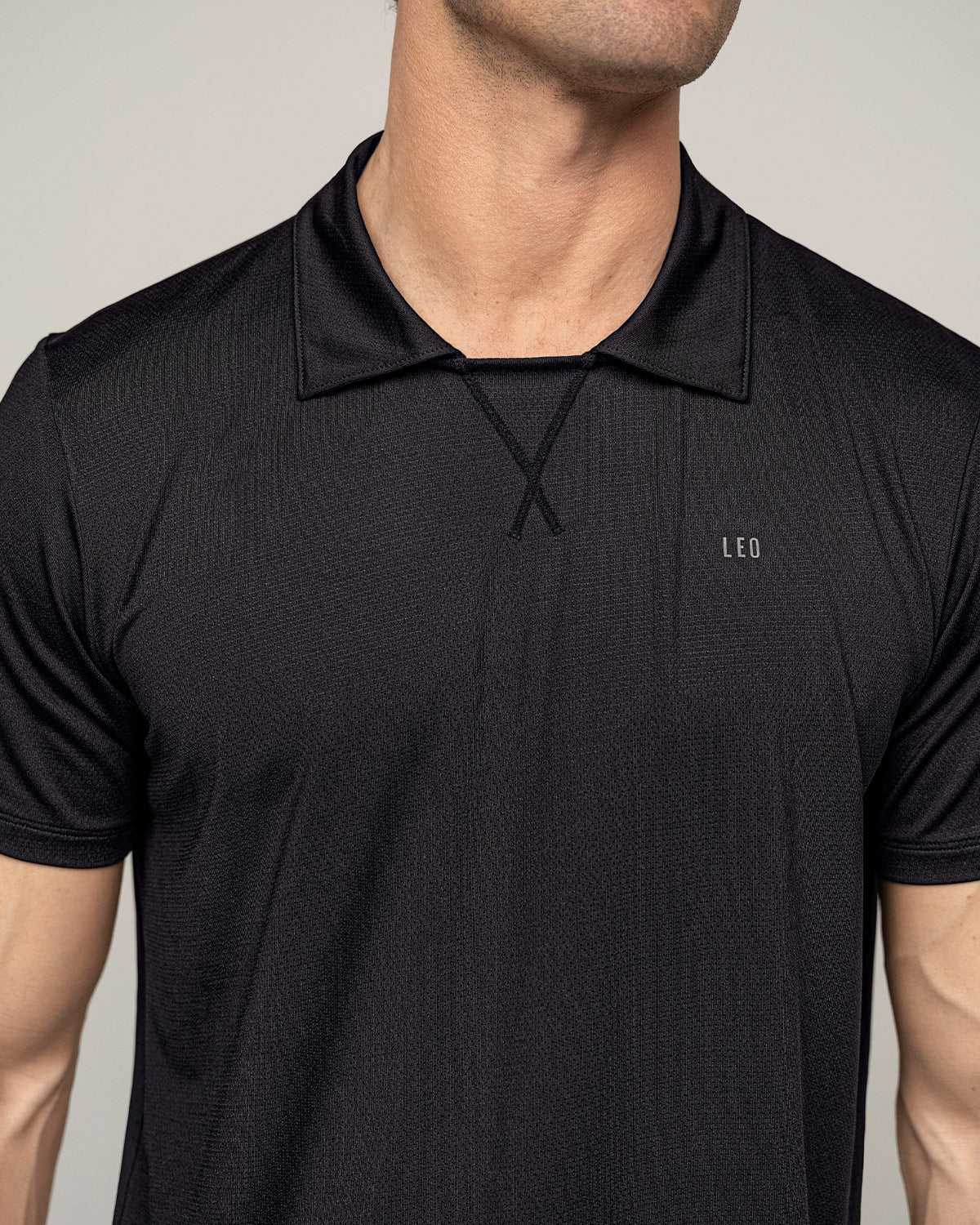 Camiseta deportiva transpirable con cuello tipo polo - Imagen 8