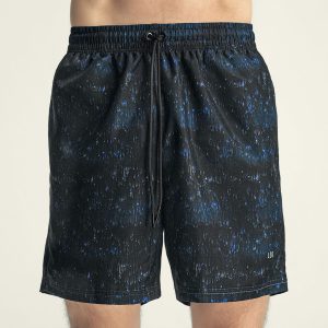 Short deportivo con bolsillos funcionales