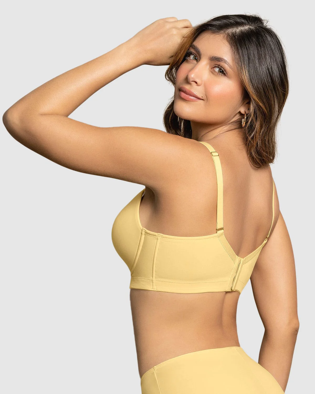 Brasier de realce suave y buen cubrimiento en espalda - Imagen 6