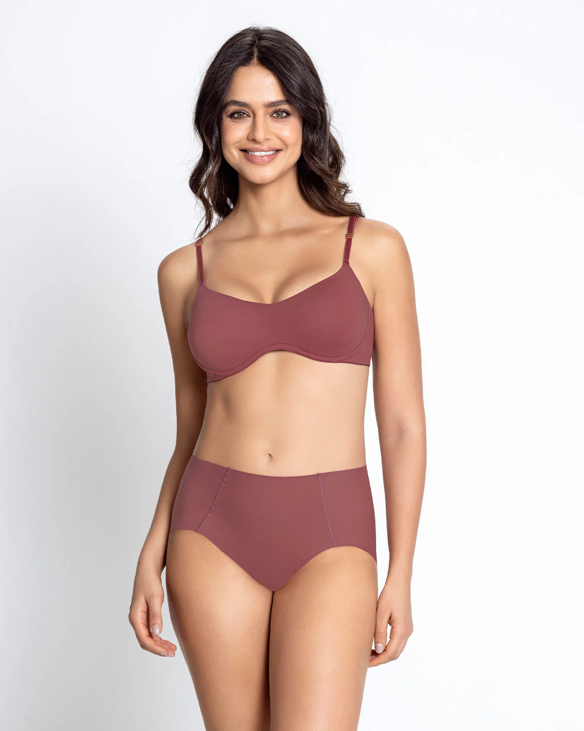 Brasier ultraliviano con copas internas fijas - Imagen 7