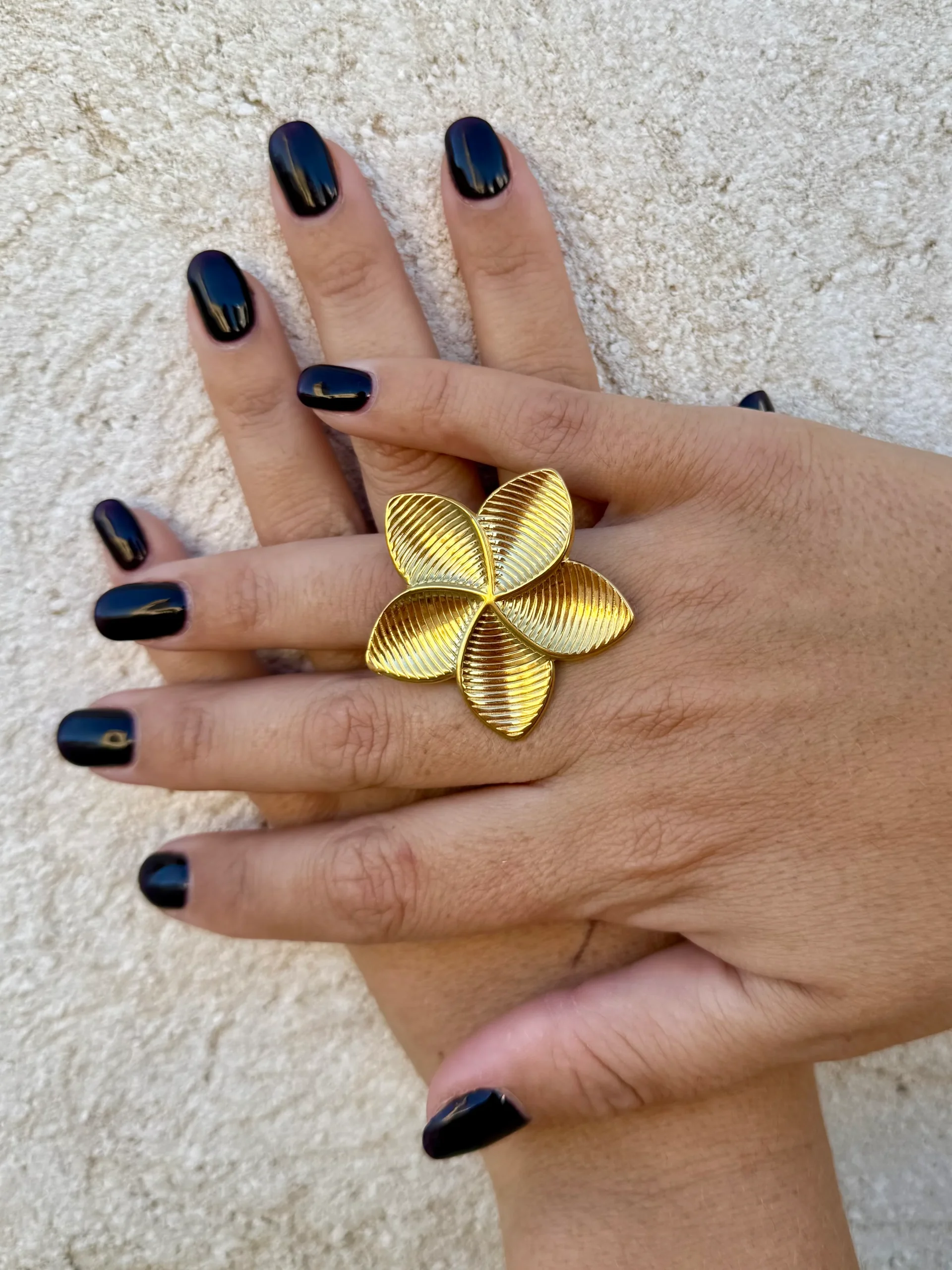 Anillo Pétalos Dorado