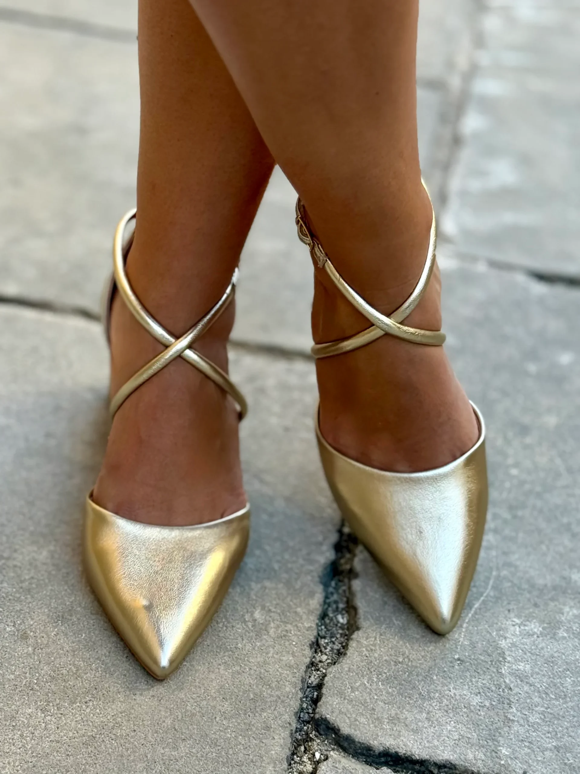 Zapatos Dorados Tacón 6cm Cruzados