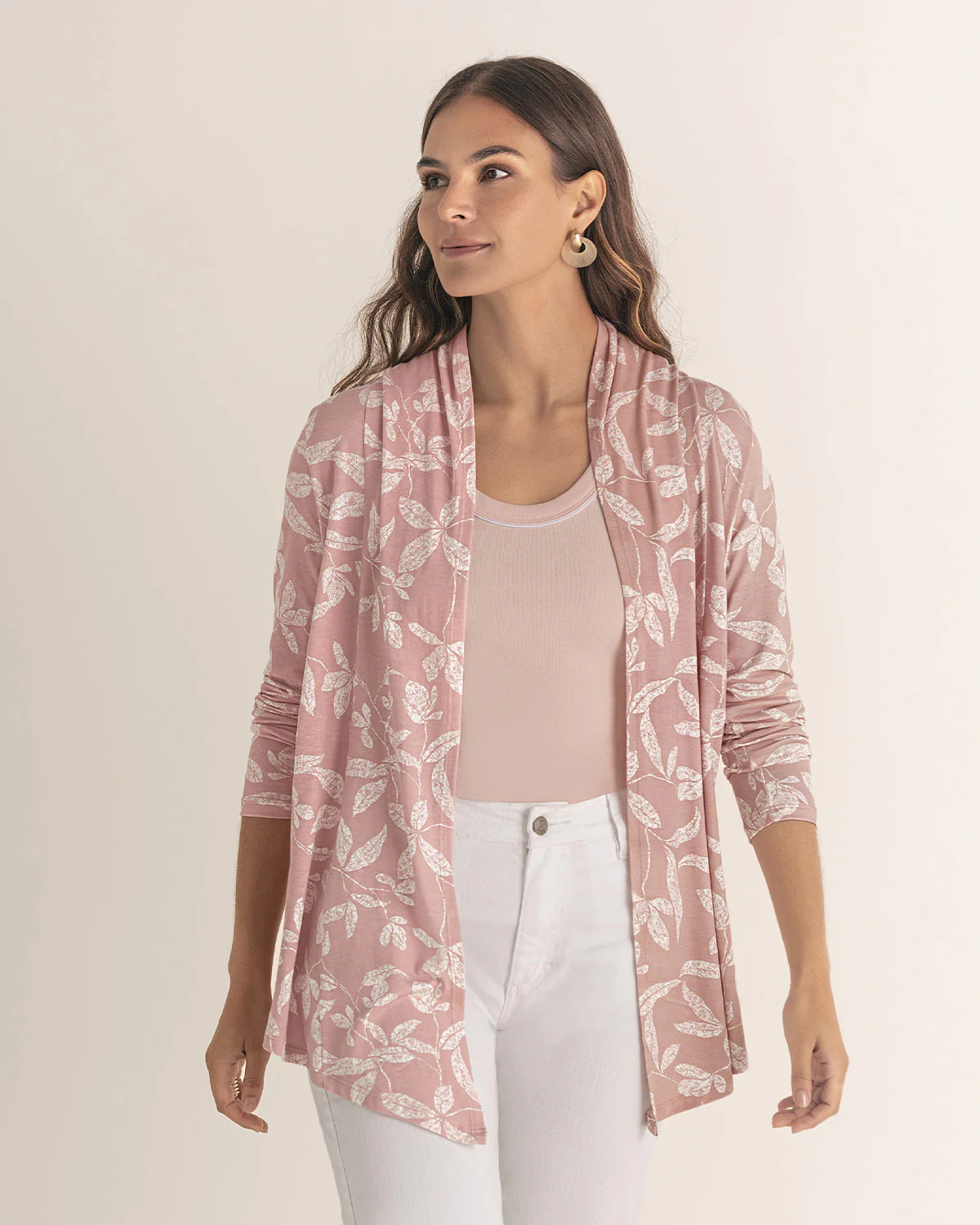 Camiseta abierta manga larga estampada de silueta semiajustada