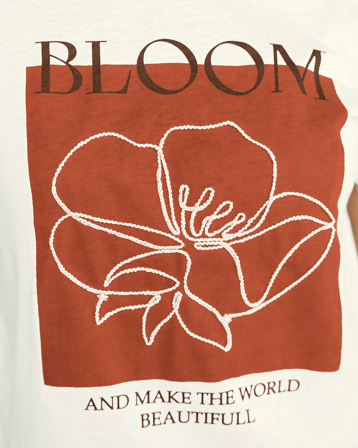 Camiseta manga corta en algod贸n con estampado en frente - Imagen 3