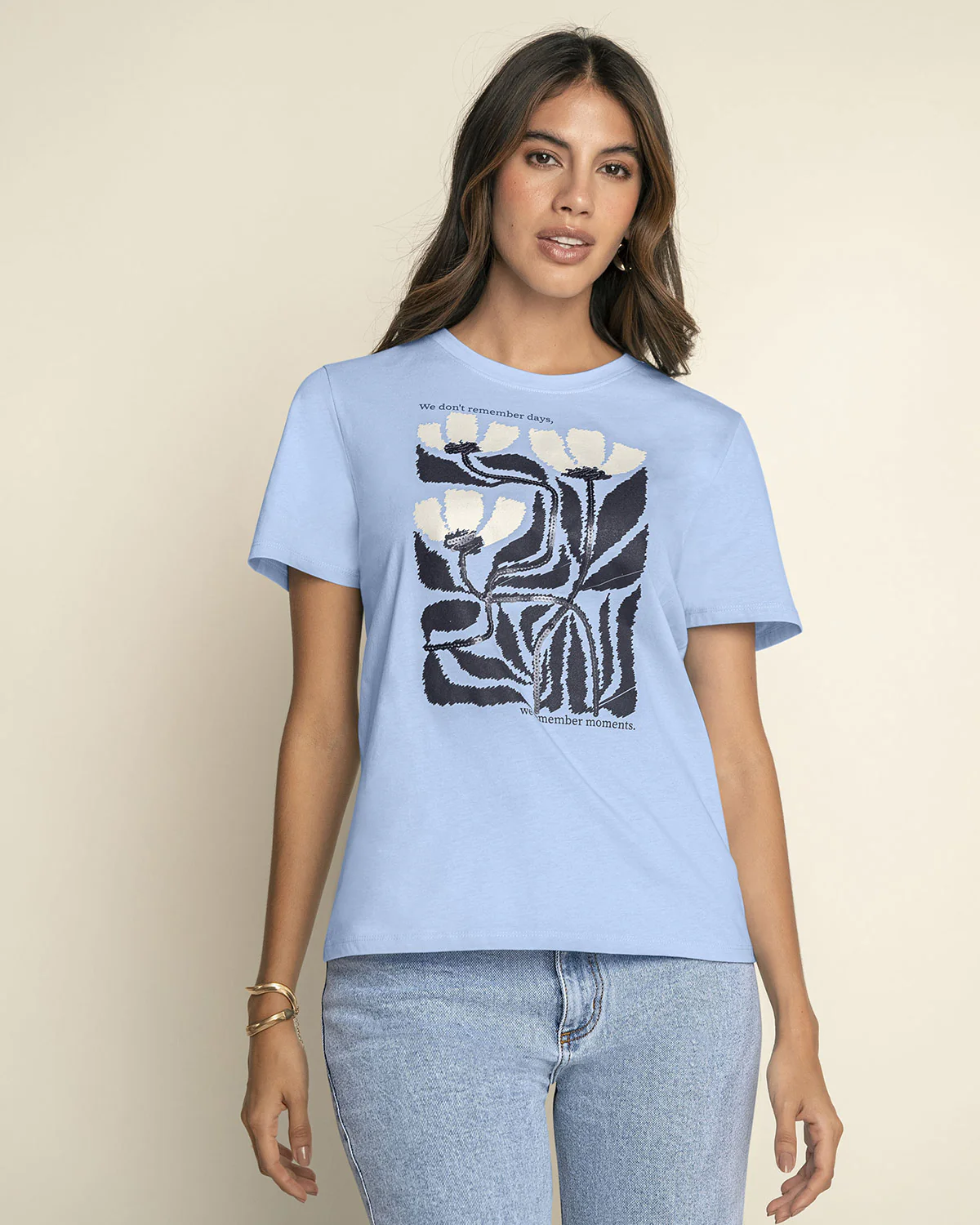 Camiseta manga corta en algod贸n con estampado en frente - Imagen 4