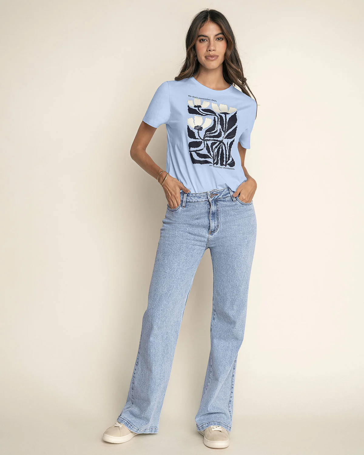 Camiseta manga corta en algod贸n con estampado en frente - Imagen 5