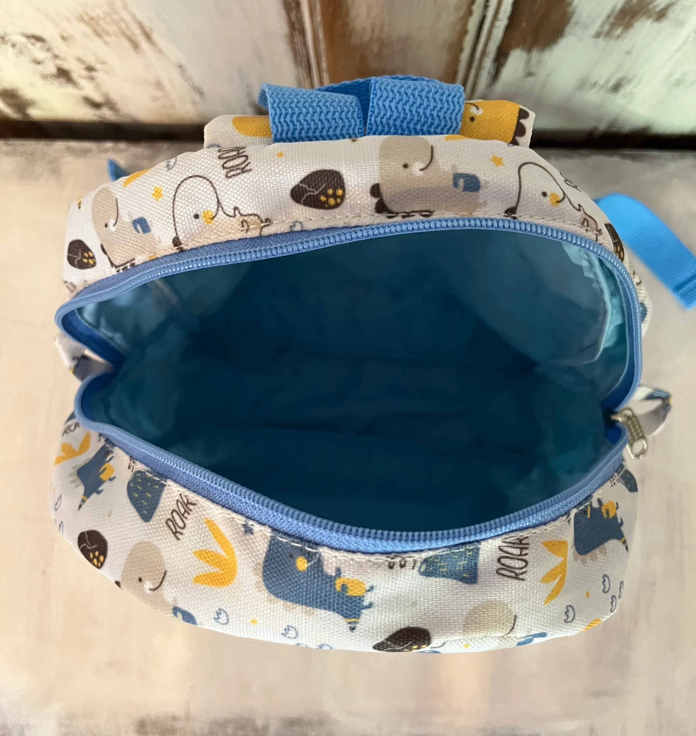 Mochila Dinosaur Little Kid Backpack - Imagen 4