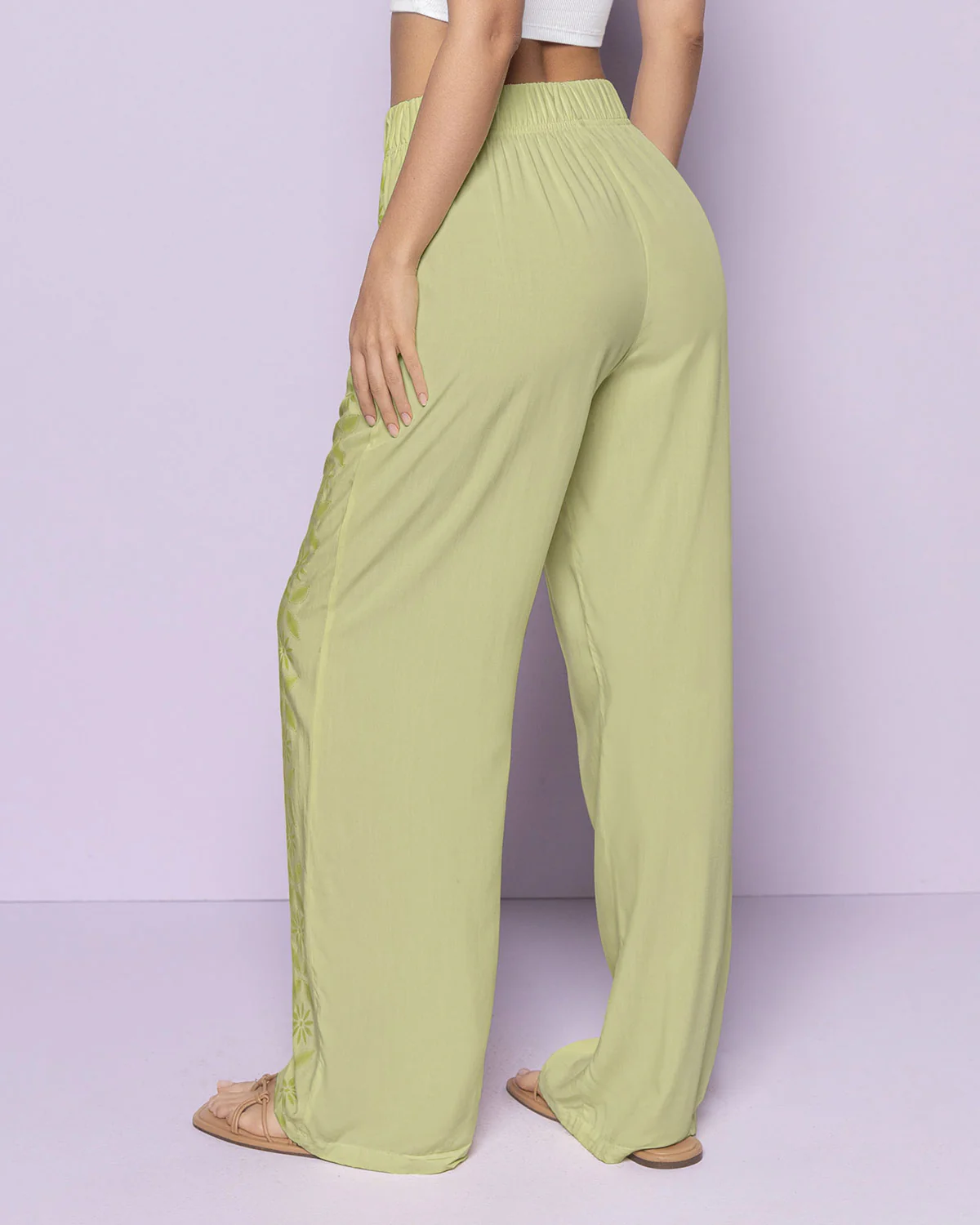 Pantal贸n estampado bota ancha con resorte en cintura - Imagen 5