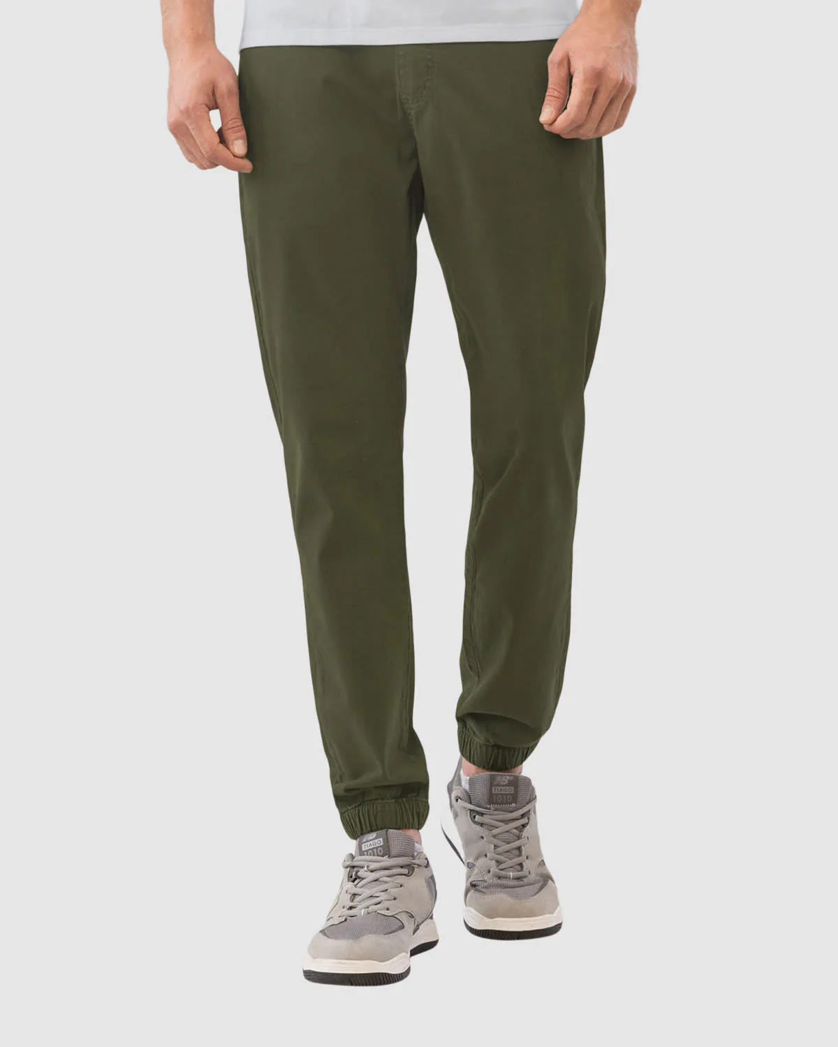 Jogger en drill para hombre