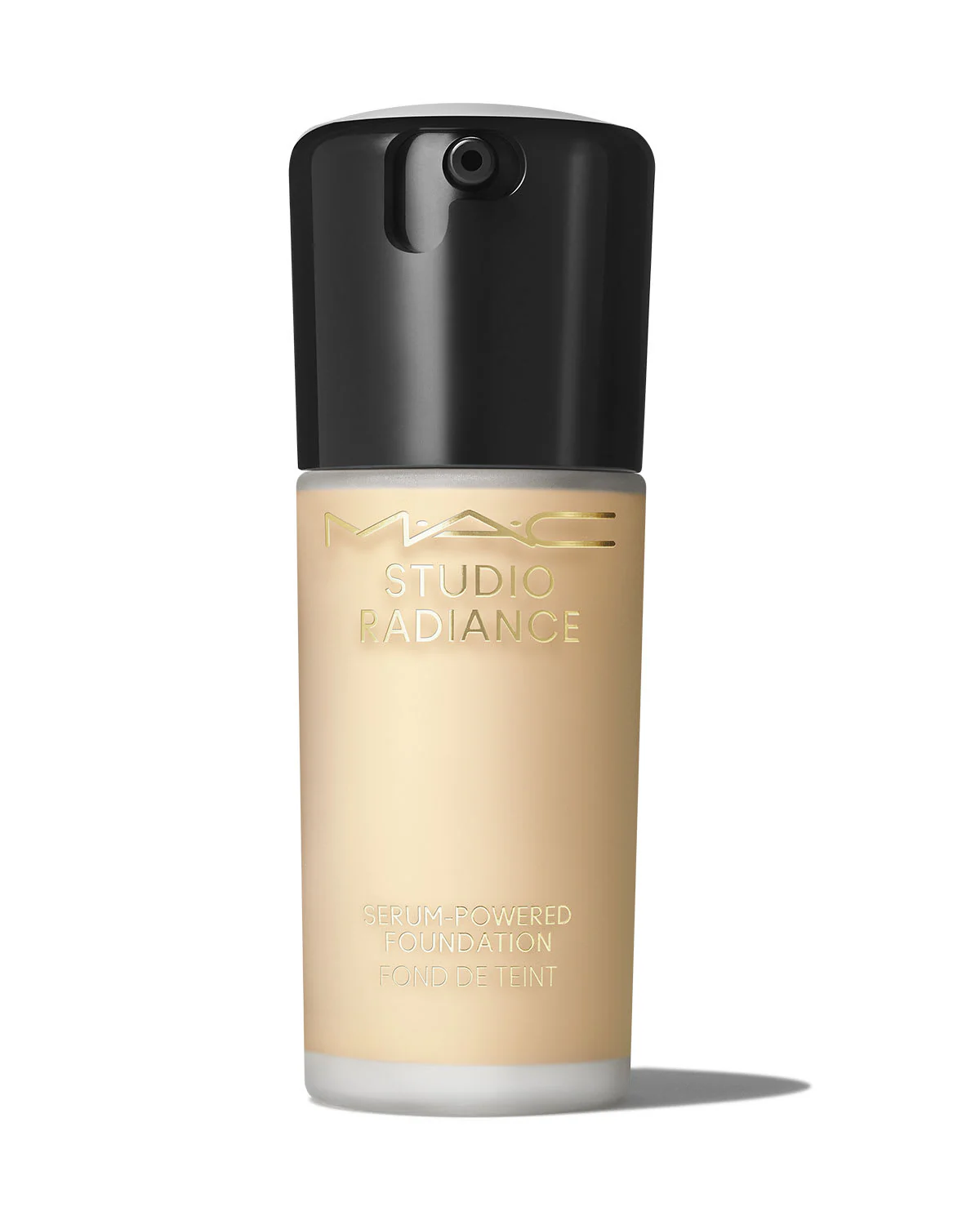 Base M路A路C Studio Radiance Serum Powered Foundation 30 ml