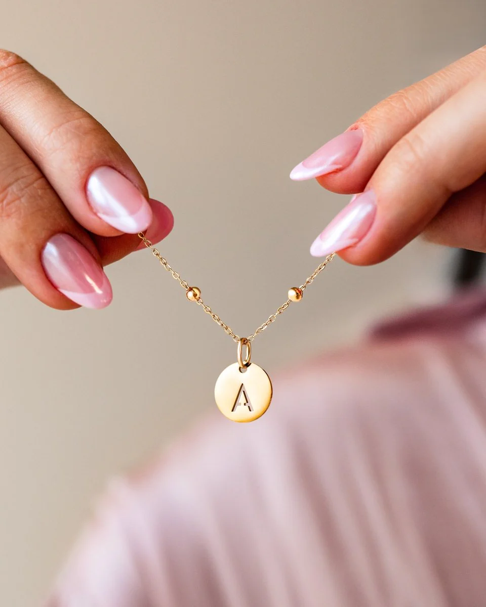 Collar Círculo Inicial