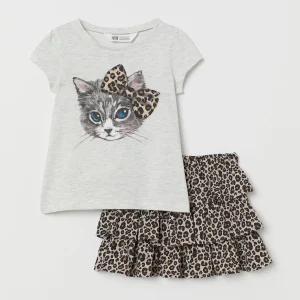 Conjunto H&M Top and Tiered Skirt