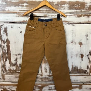 Pantalón gabardina tostado