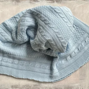Manta Tejida de abrigo Celeste Pastel