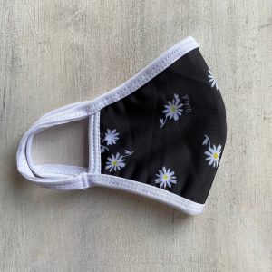 Tapaboca Anatómico Reversible Margaritas +Negro liso