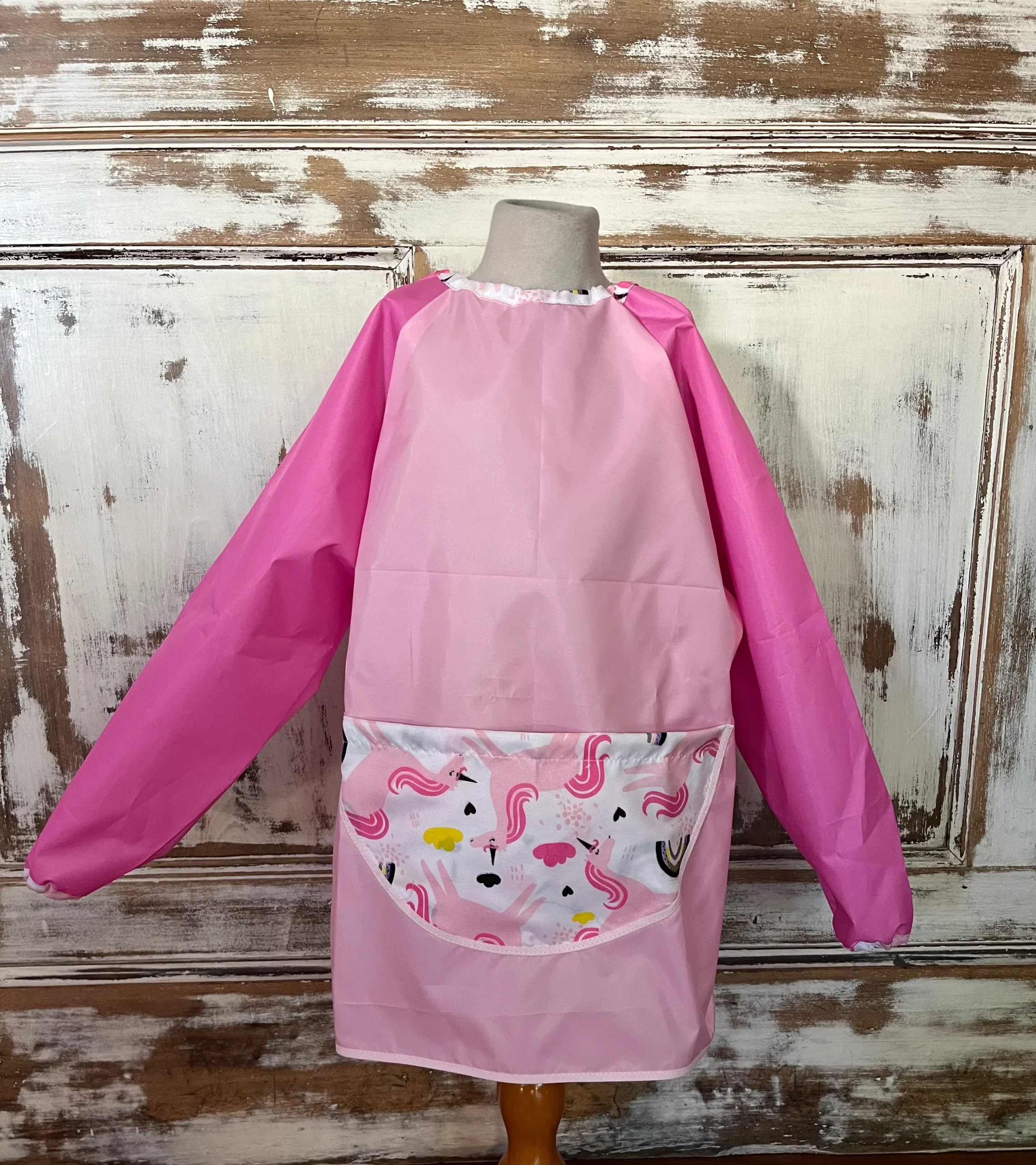 Pintor impermeable con bolsillo frontal Unicornio