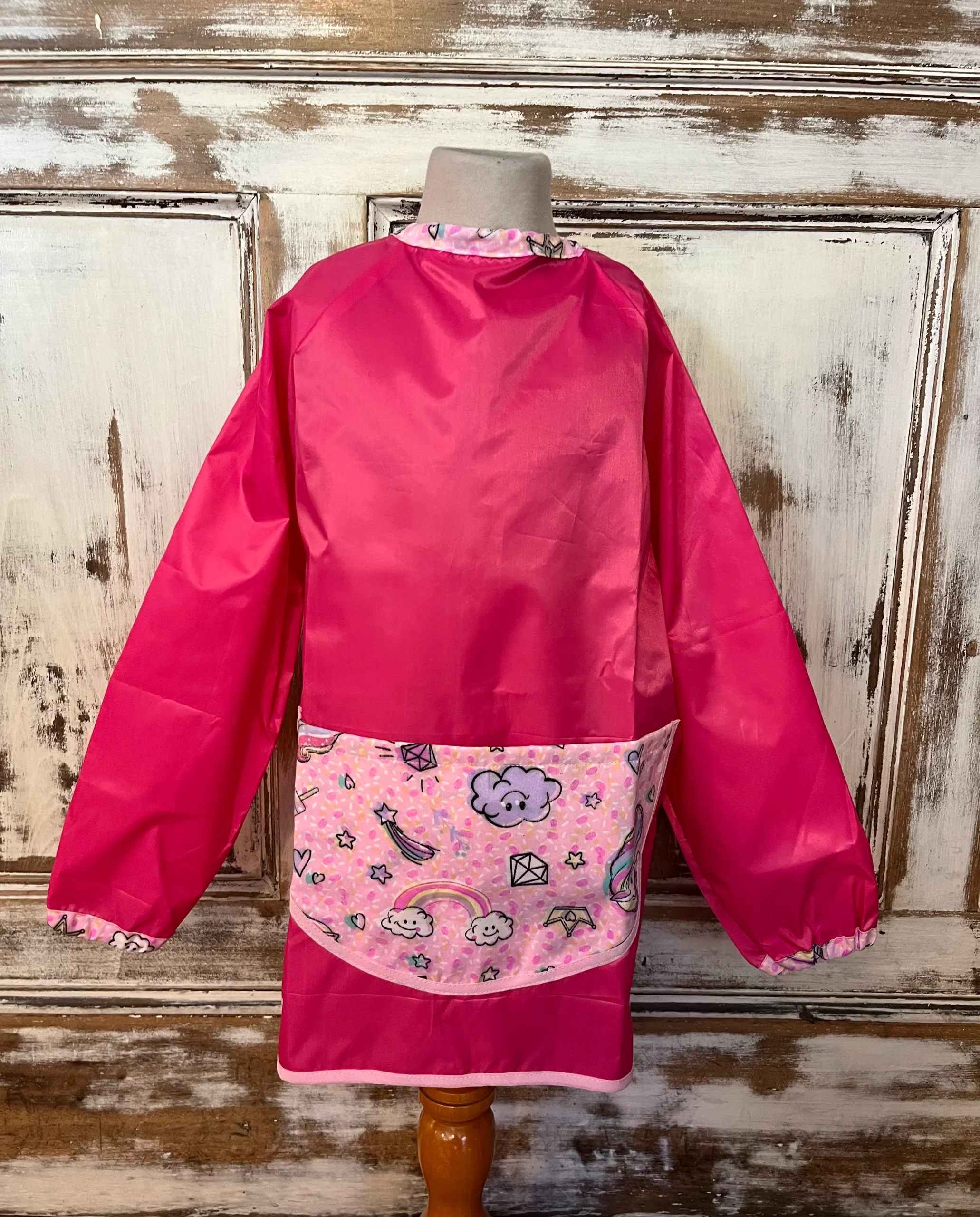 Pintor impermeable con bolsillo frontal Unicornio