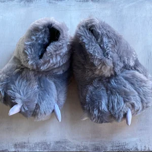Pantuflas de Piel Garras Gris